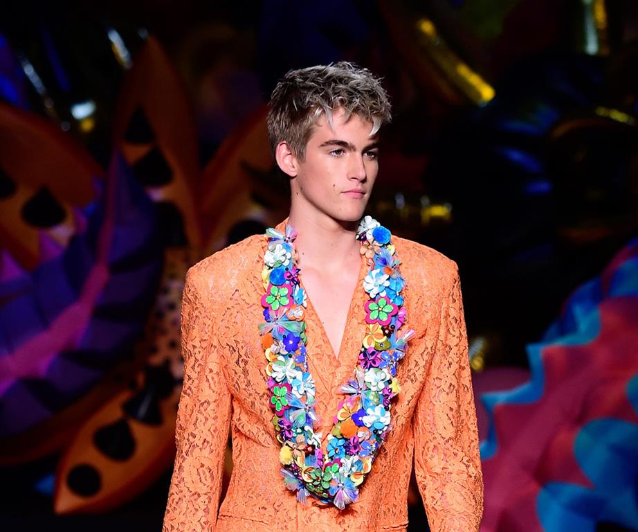 Пресли Гербер - синът на Синди Крауфорд дебютира на модния подиум